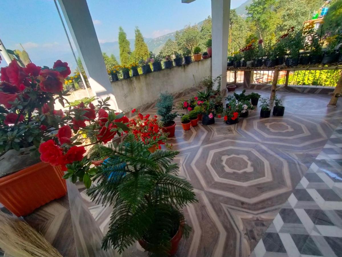 Ajit Homestay, Darjeeling Dardzsiling Kültér fotó