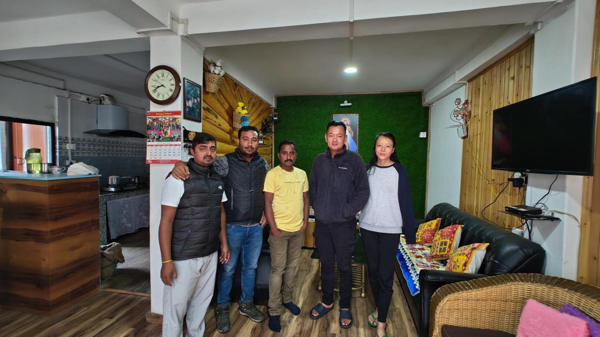 Ajit Homestay, Darjeeling Dardzsiling Kültér fotó